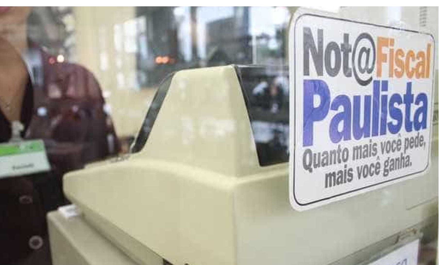 Governo paulista tem serviços que ajudam consumidor a economizar
