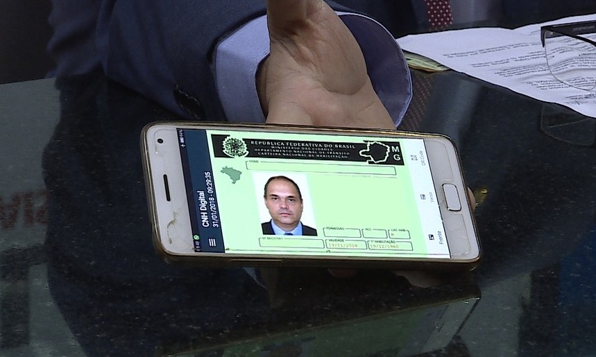 Estado de SP começa identificação biométrica e emissão de CNH digital
