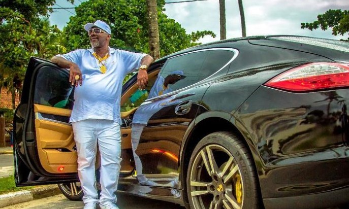 Em tratamento contra um câncer, Mr. Catra grava clipe romântico no México