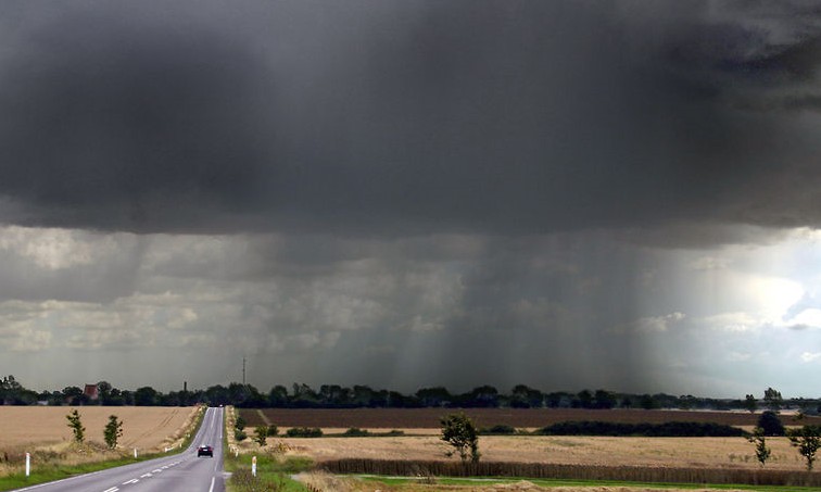 Sexta-feira em Franca será com calor e pancadas de chuva à tarde