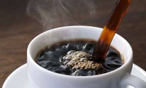 Entenda como é feito o processo para conseguir o café descafeinado