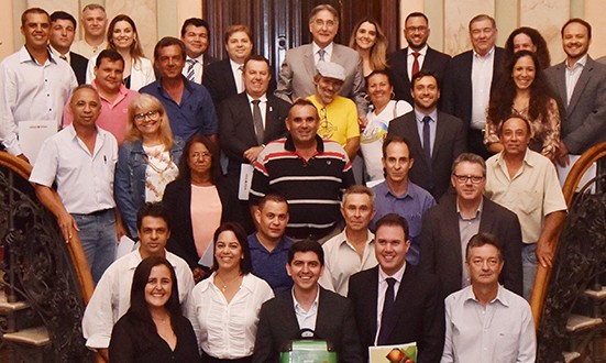 Encontro com governador tratou da produção do queijo artesanal de Minas