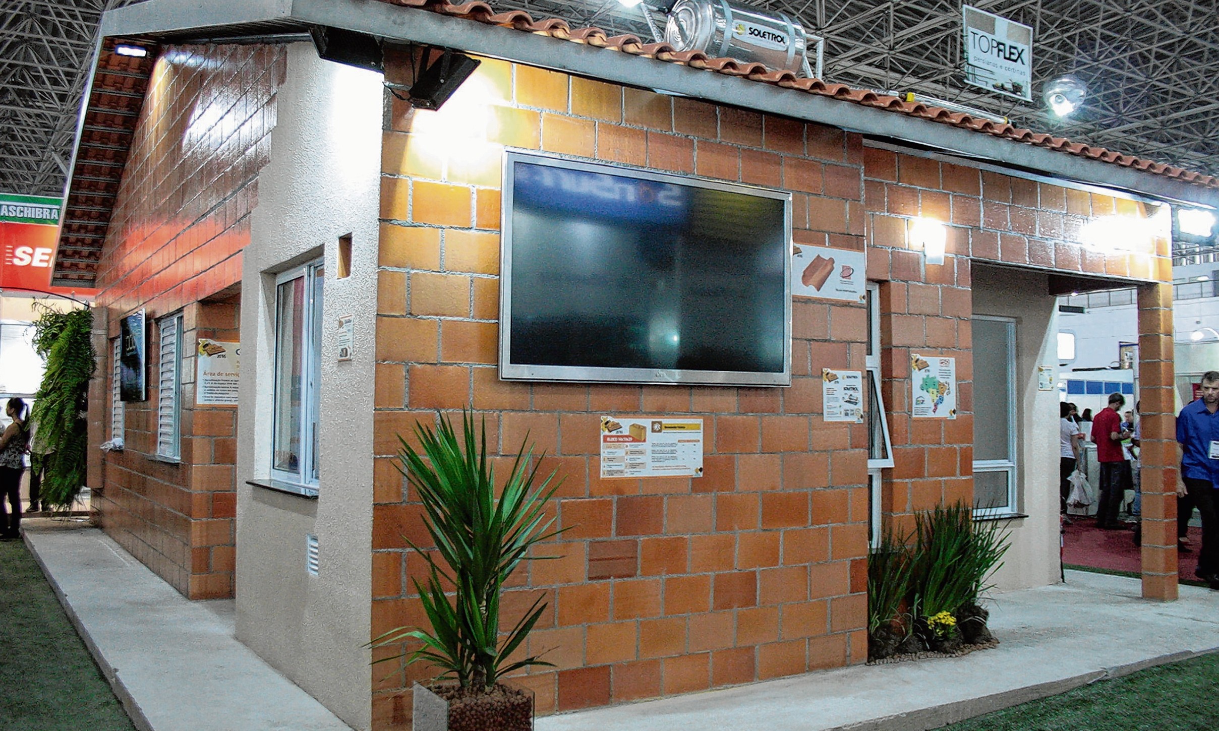 Projeto sustentável para construções da CDHU tem Casa Modelo na Feicon