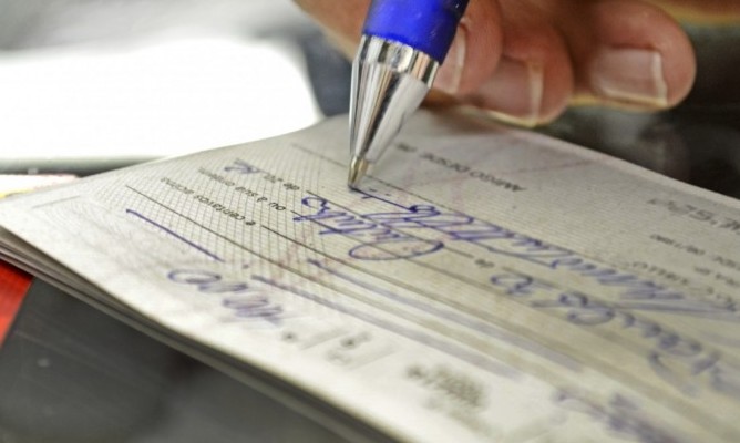 Cheques serão compensados em um dia útil a partir desta segunda