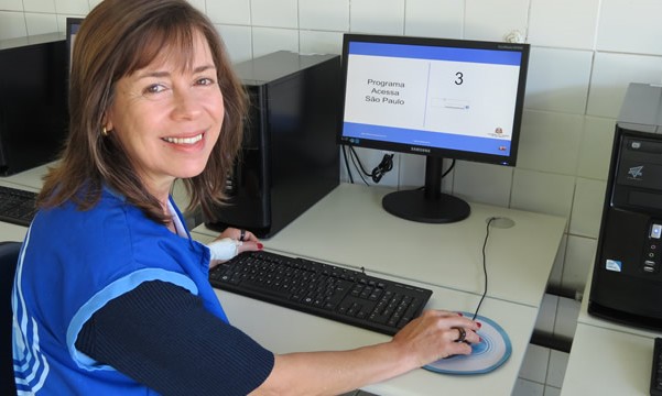 Acessa SP conta com 500 postos para inclusão digital aos cidadãos