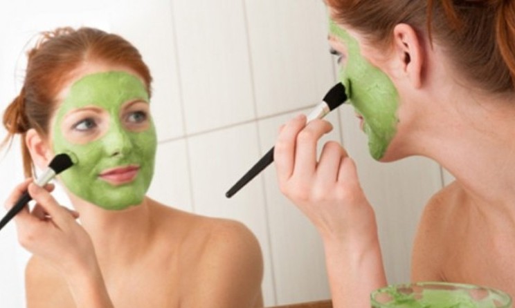 DIY: 11 produtos de beleza caseiros para fazer da sua casa um spa particular