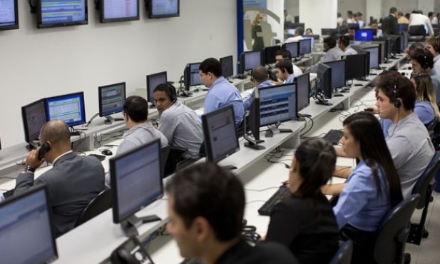 Anatel abre consulta para regulamentar serviços de telemarketing no Brasil