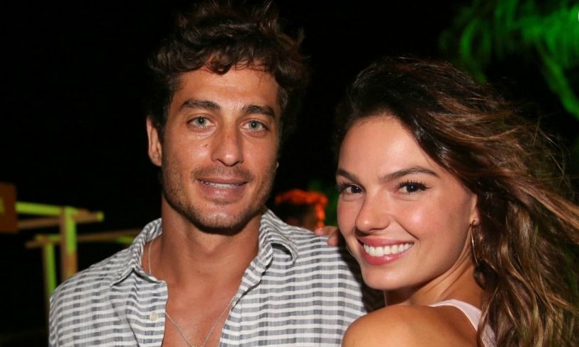 Família cresceu: Isis Valverde e André Resende revelam que serão pais de um menino