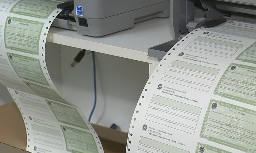 Eleitor tem 30 dias para transferir, atualizar ou emitir título eleitoral
