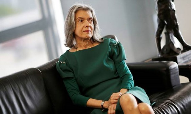 Cármen Lúcia cria Dia Nacional de Consciência sobre o Autismo