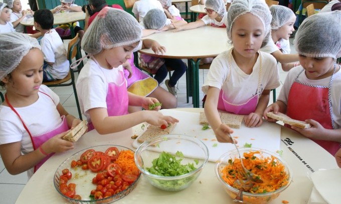 Educação alimentar fará parte do currículo escolar da rede pública e privada
