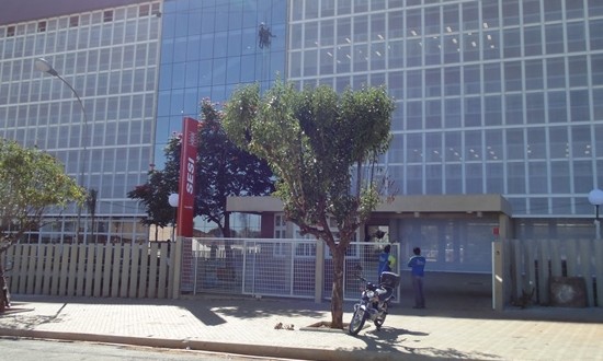 Escola SESI Franca abre vagas remanescentes para alunos do ensino médio