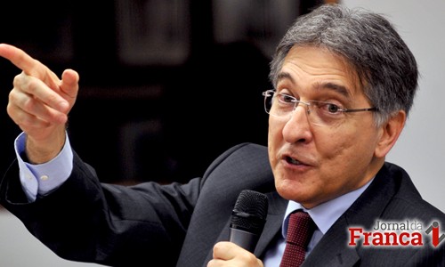 Governo de MG anuncia que vai atrasar 1ª parcela do pagamento dos servidores