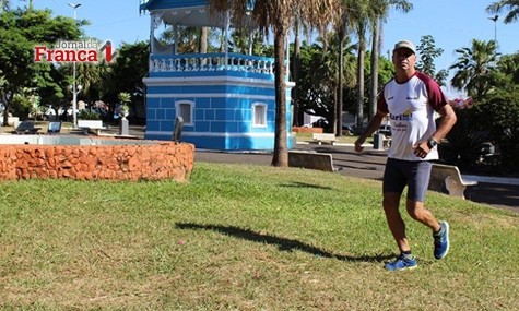 Ultramaratonista de Brodowski é o 1º brasileiro no Mundial da Grécia