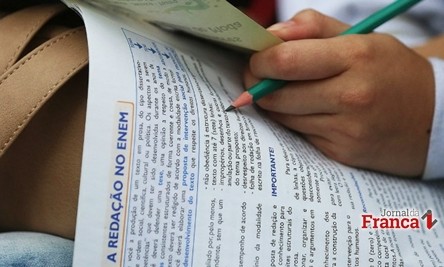 Confira no JF o passo a passo para se inscrever no Enem deste ano