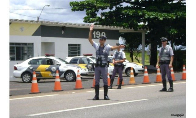 Polícia Rodoviária realiza operações nas rodovias de Franca e em todo Estado