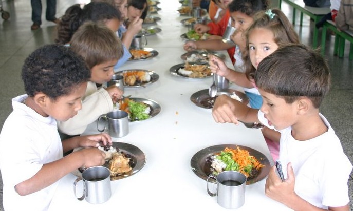Educação: Projeto melhora hábito alimentar de alunos das escolas públicas