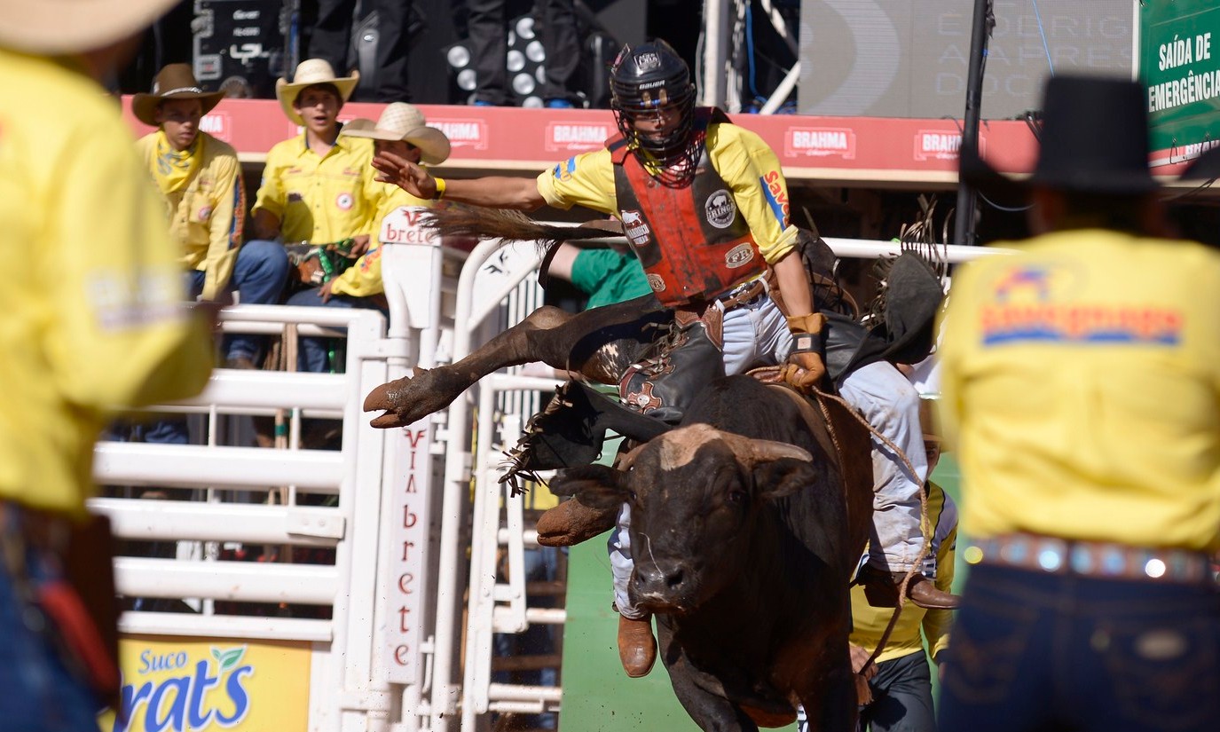 Festa do Peão de Barretos confirma competidores internacionais no Rodeio Jr.