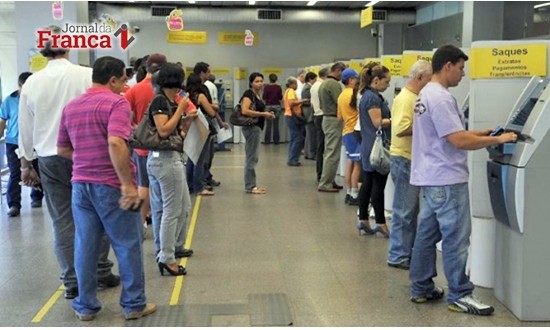 Bancos vão pagar à vista a quem aderir a acordo dos planos econômicos