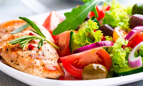 Pesquisa mostra que 80% dos brasileiros buscam alimentação saudável