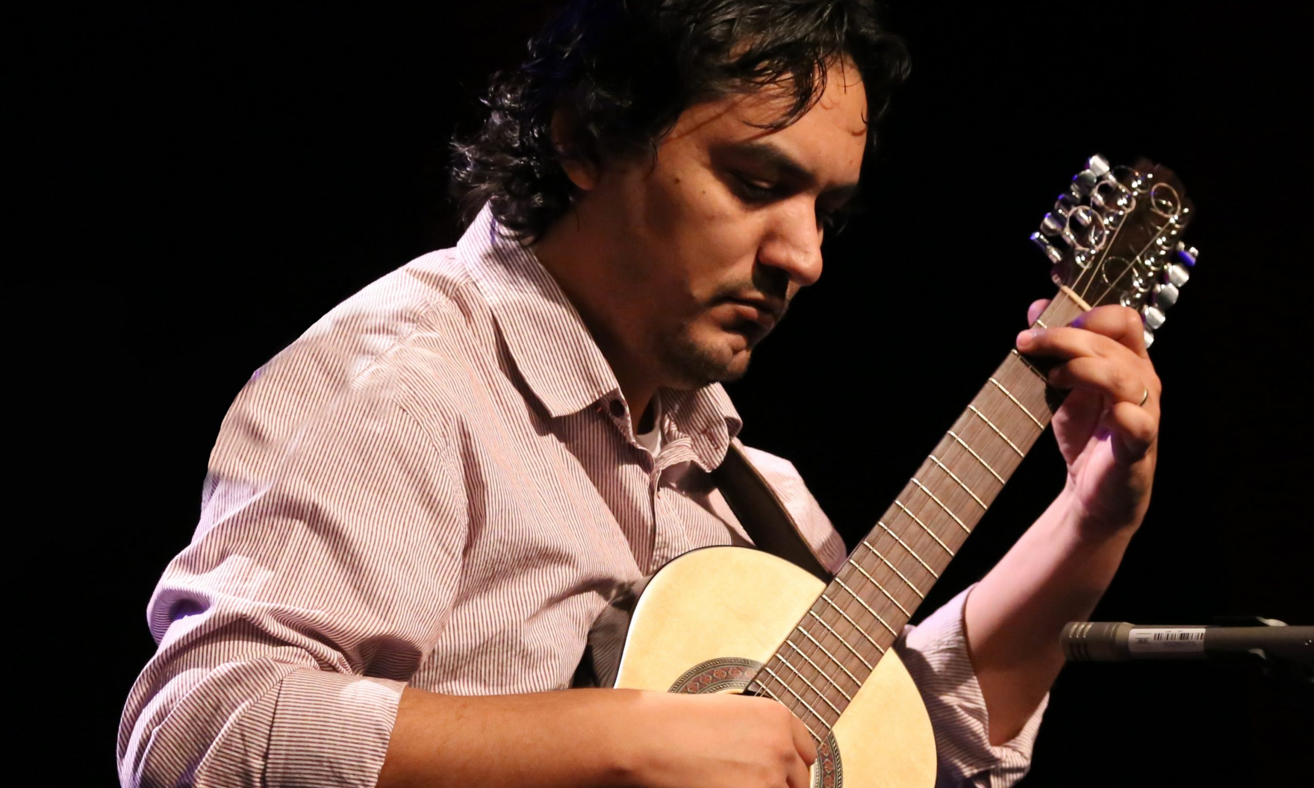 Reinaldo Toledo lança CD e se apresenta nesta sexta, 08, no SESC Araraquara