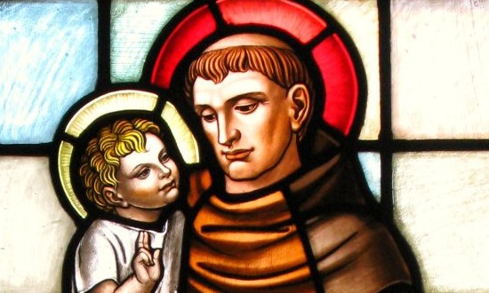 Santo Antônio de Pádua – padroeiro dos humildes e “santo casamenteiro”