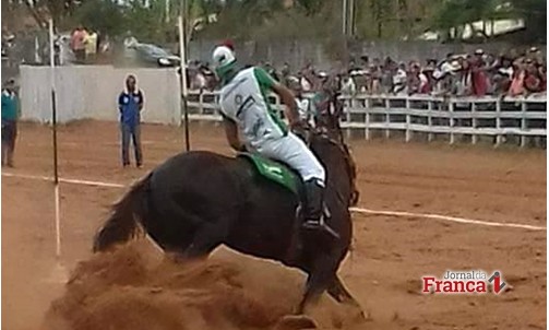 Areia vence clássico com Cristais e ajuda Cássia a se manter líder das Hípicas