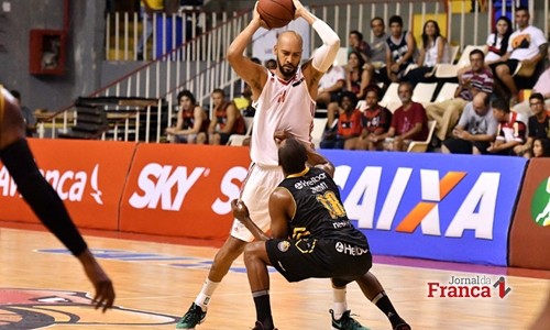 Franca Basquete anuncia novo reforço: Jimmy, que foi finalista com o Mogi