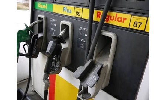 Desconto do diesel ainda não chegou às bombas; postos podem ser multados