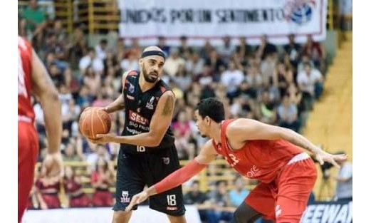 Sem firmar contrato, pivô Jefferson William também deixa SESI Franca Basquete