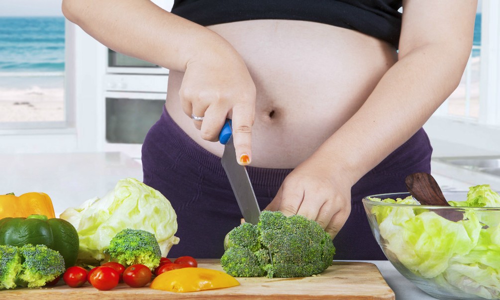 Estudo: Falta de vitamina B-12 na gestação pode afetar a inteligência da mãe