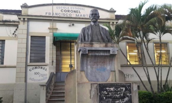 Escolas estaduais terão aulas suspensas durante os jogos do Brasil na Copa