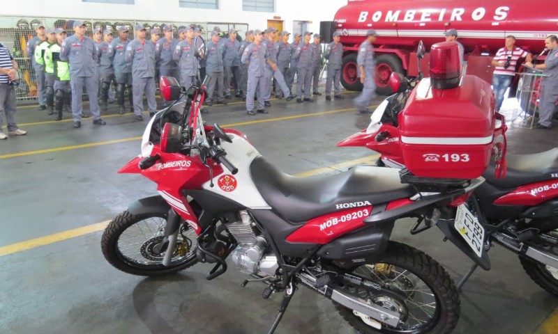 Bombeiros de Franca recebem motos de Resgate para agilizar atendimentos