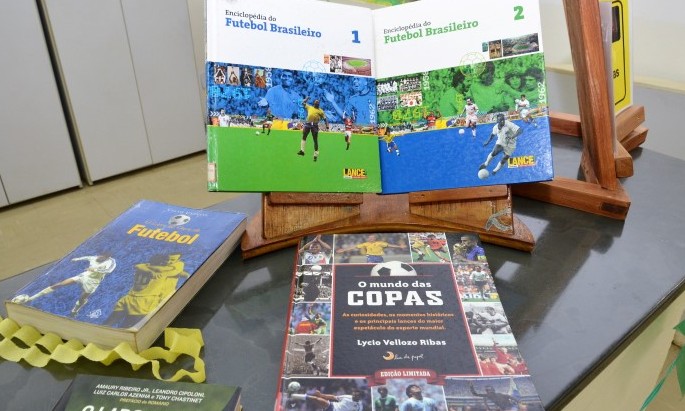 Biblioteca Municipal de Franca tem exposição sobre a Copa do Mundo