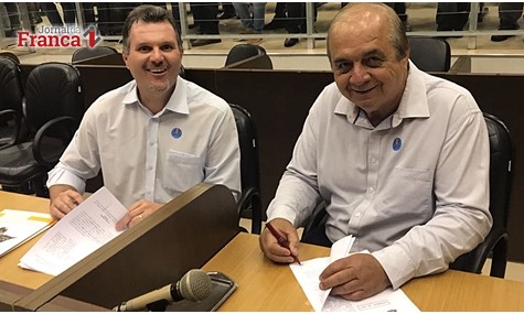 Prefeito de Rifaina assina três convênios e garante R$ 540 mil de verbas do Estado