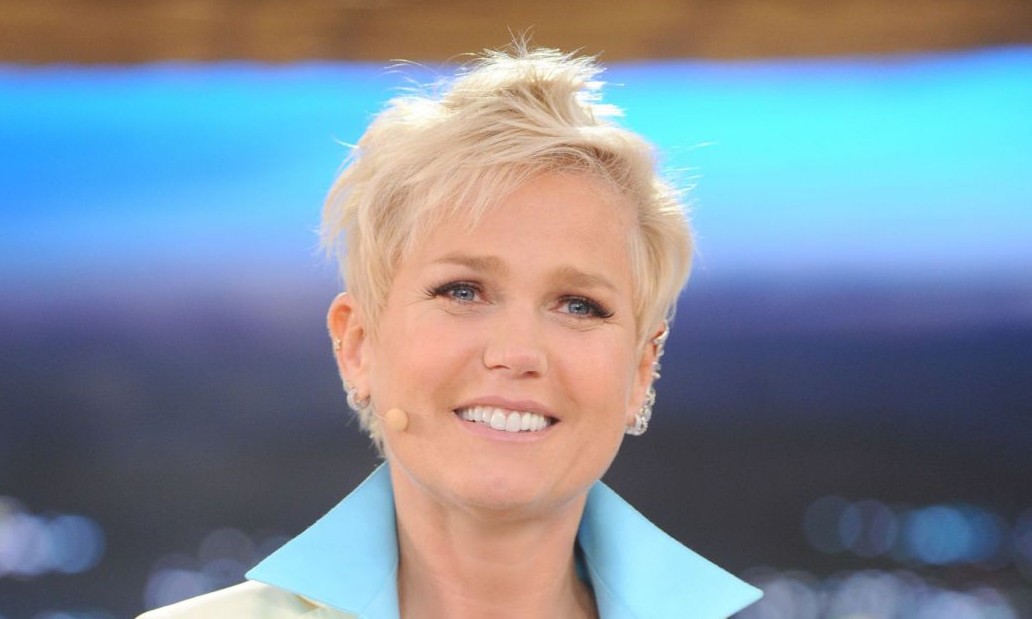 Fã pede ajuda financeira e Xuxa surpreende a todos com resposta solidária