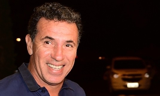Ex-jogador da Seleção Brasileira estará em Franca no 1º jogo do Brasil na Copa