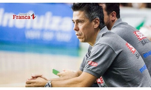 ESPN Brasil faz reportagem especial com o técnico do Franca Basquete, Helinho