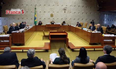 STF deve decidir se filhos podem estudar em casa e sobre sacrifício de animais