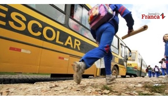 No interior de Minas Gerais, crianças estão sem aulas desde março