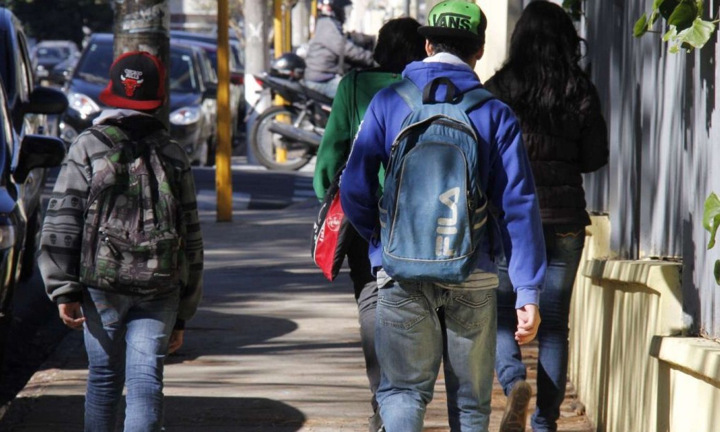 Aulas retornam nesta segunda para 30 mil alunos da rede estadual