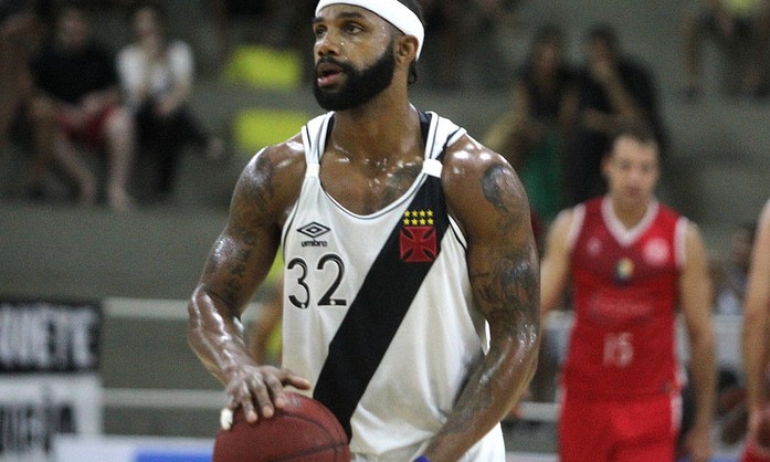 SESI Franca Basquete vai romper tradição e buscar um jogador estrangeiro