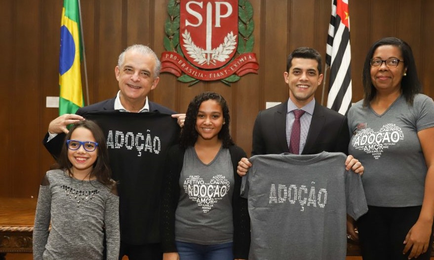 SP sanciona lei para uso de nome afetivo por crianças e jovens adotivos