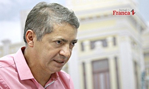 Facebook é condenado a pagar indenização de R$ 30 mil a ex-vice-prefeito