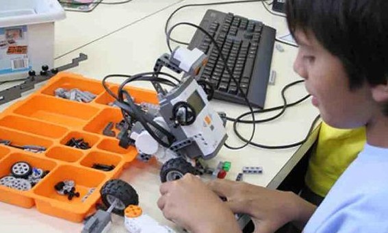 Cultura do Faça Você Mesmo ganha espaço nas salas de aula brasileiras