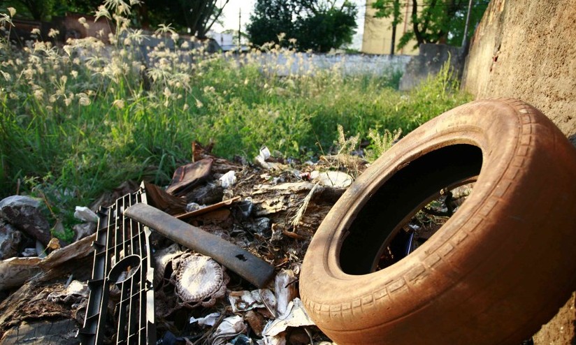 Prefeitura de Franca notifica mais de 2,4 mil proprietários para limpeza de terrenos