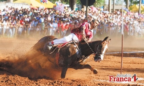 Cássia, Areia, Ibiraci e Cristais continuam na ponta do Campeonato Hípico
