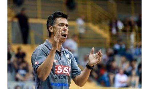 Bauru vence mais uma e segue líder, com rivais SESI e Paulistano vindo na cola