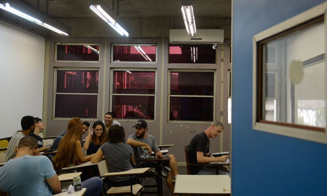 MEC quer programa para ocupar vagas ociosas em universidades públicas