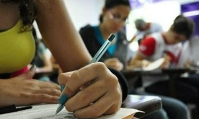 Programa SOMOS Futuro oferece bolsas para alunos da rede pública em Franca